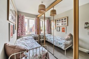 Photo 19- click for photo gallery